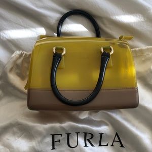 Yellow Candy purse🐝